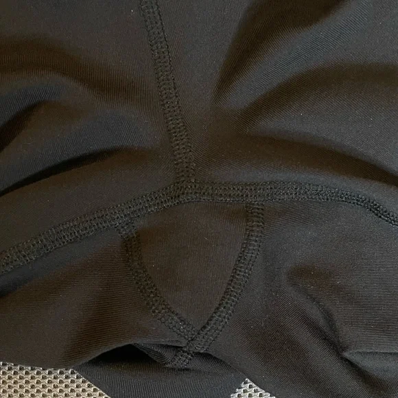 alo High Waist Wrapped Stirrup Leggings in Black - - Picture 7 of 14